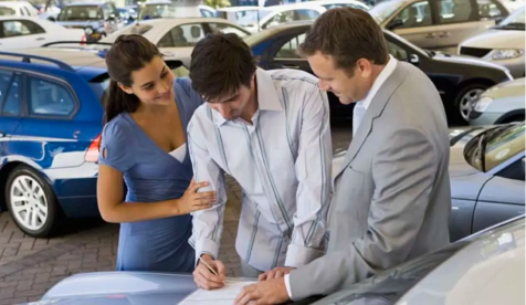 Buying a Demo Car image